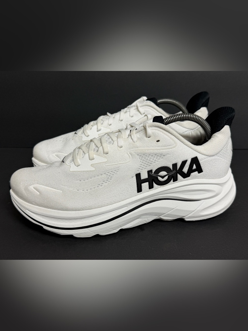 HOKA ONE ONE Clifton 10 White Black Men’s Size 10D Running Shoes BARELY WORN